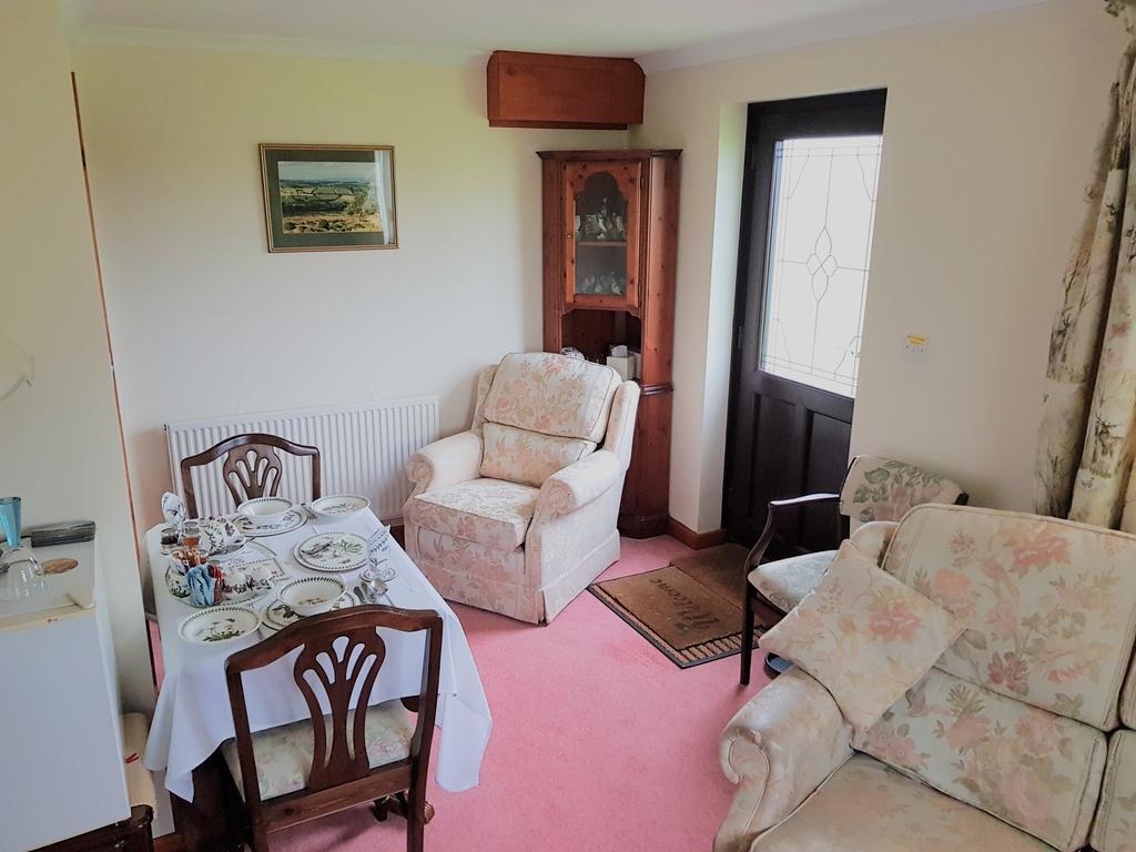 Maeswalter Hotel Brecon Bagian luar foto