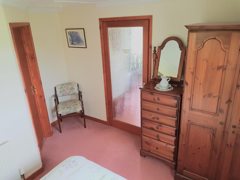 Maeswalter Hotel Brecon Bagian luar foto